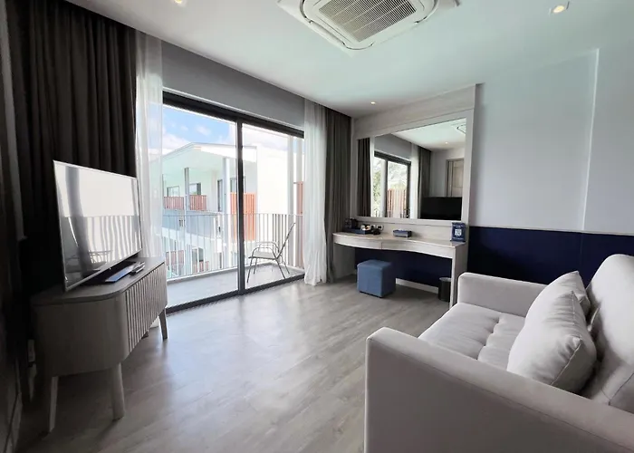 Seabed Grand Hotel Phuket